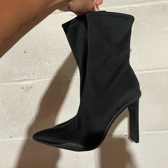 Black Boots - Picture 6 of 7